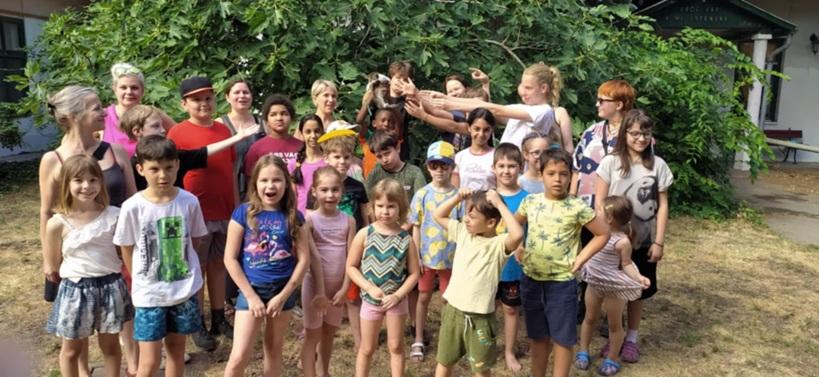 10. Mandák Napközis Tábor - Jónás és a nagy hal címmel